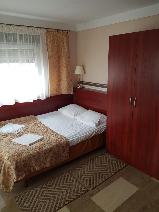 Motel Duet Granowo Экстерьер фото